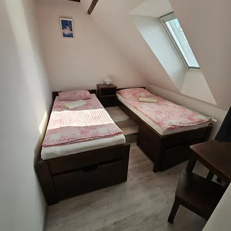 Jerabek Inn